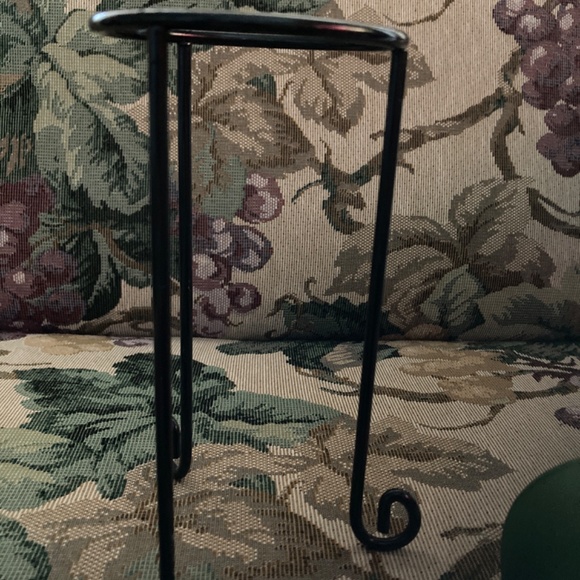 Vase - Picture 2 of 3